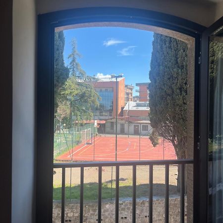 Appartamento Spazioso In Centro Viterbo Buitenkant foto